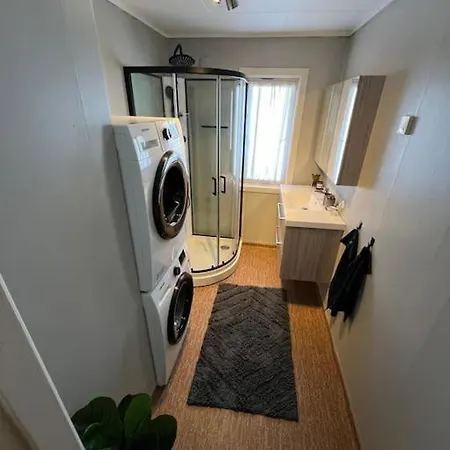 Apartment Sentralt Leilighet I *